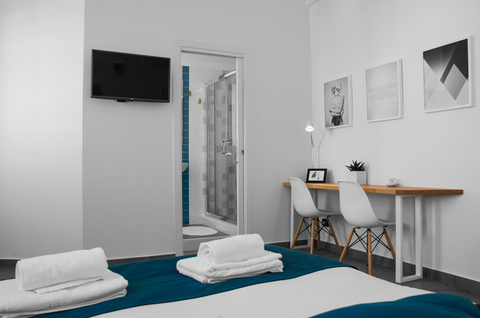 Fuori Squadro - In Centro Con Terrazza Relax Vista Mare Frühstückspension Reggio Calabria