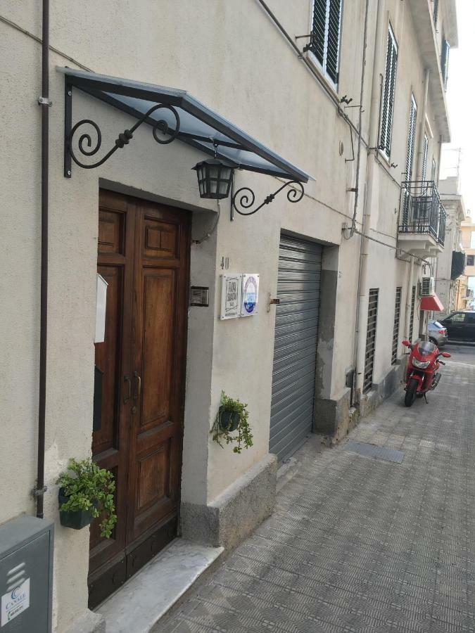 Fuori Squadro - In Centro Con Terrazza Relax Vista Mare